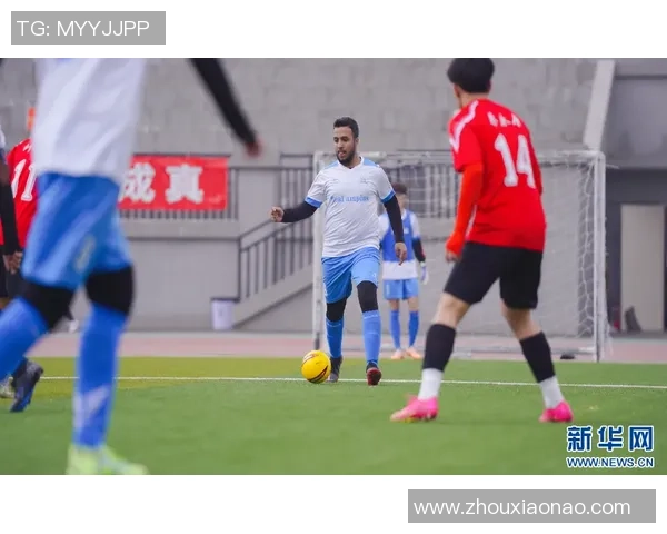 足球明星全身动感展示图集彰显绿茵场上英勇风采