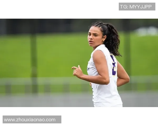 足球球星怀孕事件震惊全场 运动员新身份挑战传统观念 足球球星怀孕事件震惊全场 运动员新身份挑战传统观念